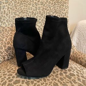 Pep toe/open toe black bootie